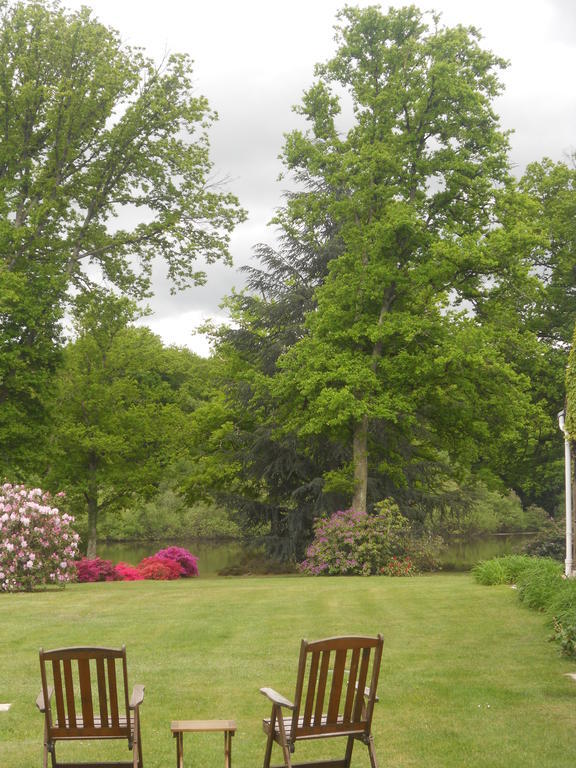Les Vieux Guays Bed & Breakfast Cerdon  ภายนอก รูปภาพ